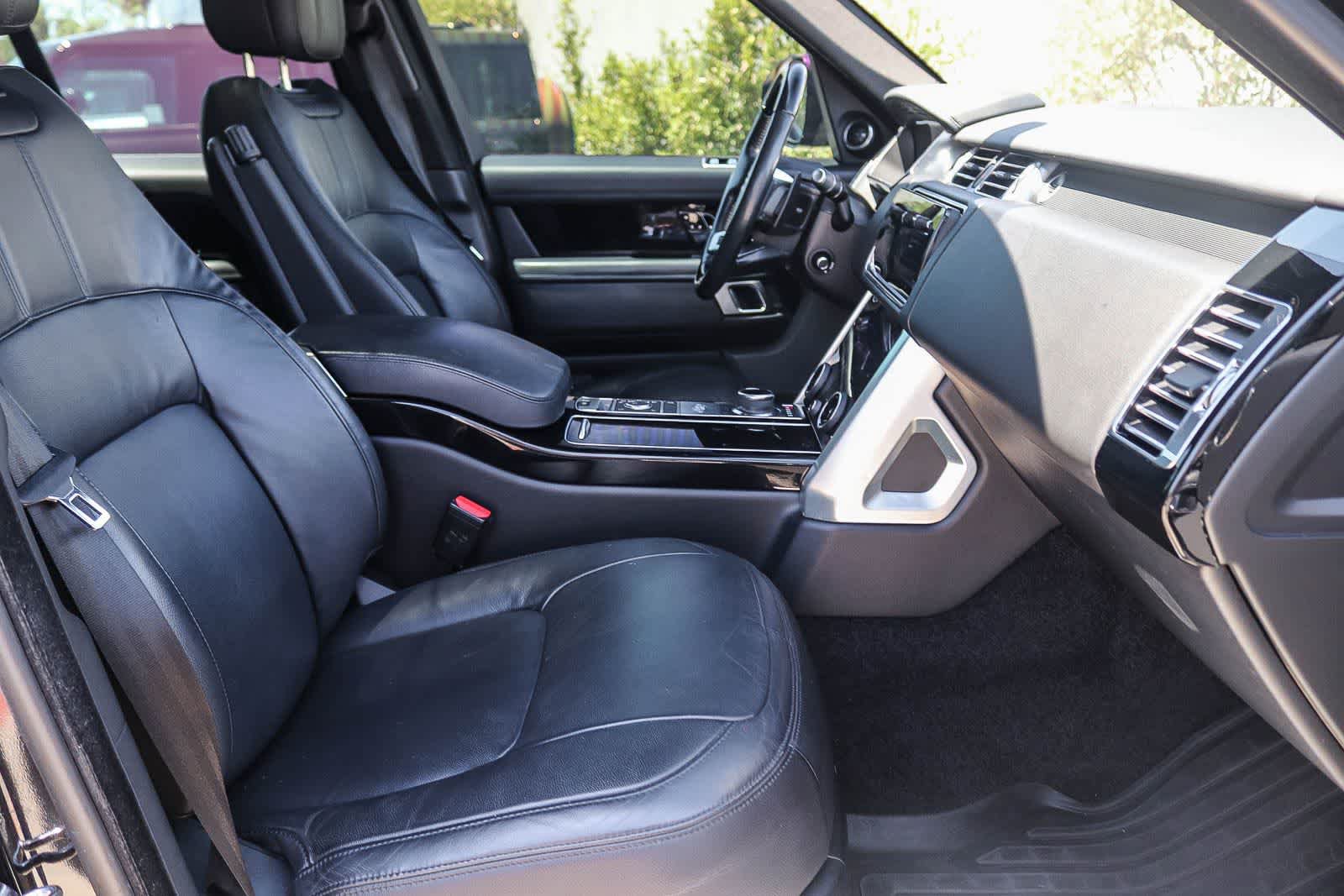 Used 2021 Land Rover Range Rover AWD/4WD image 16