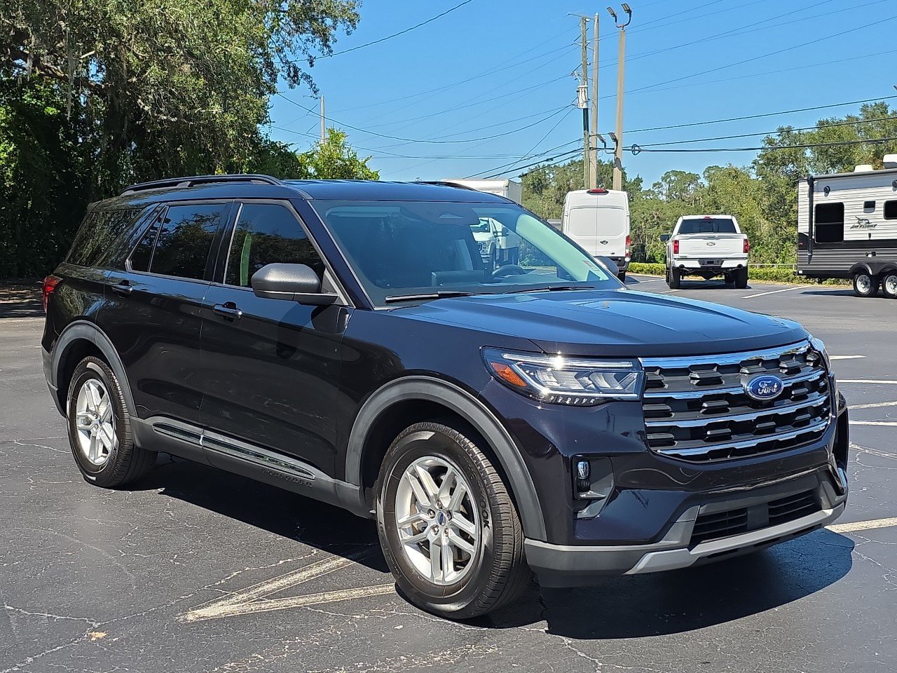 Used 2025 Ford Explorer Active w/ Active Comfort Package RWD image 14