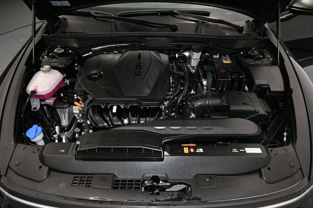 Used 2025 Hyundai Sonata SEL FWD image 16