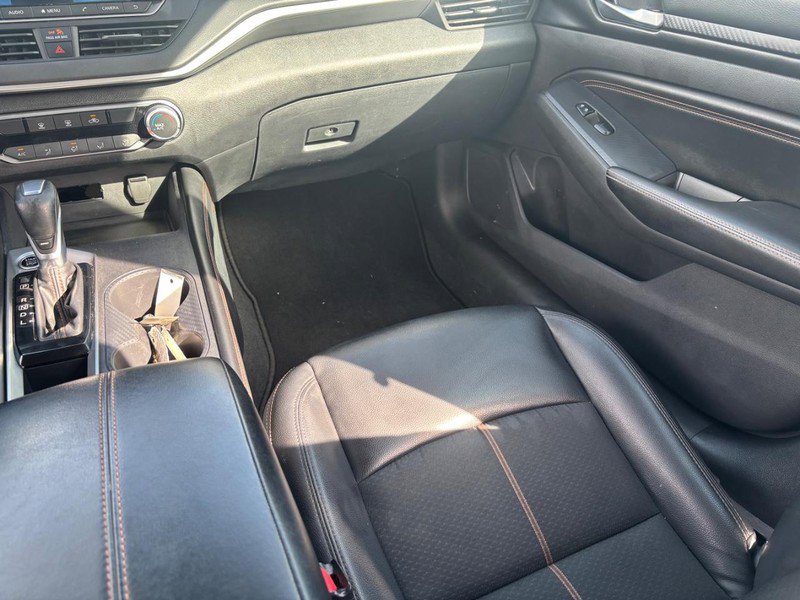 Used 2021 Nissan Altima 2.5 SR FWD image 16