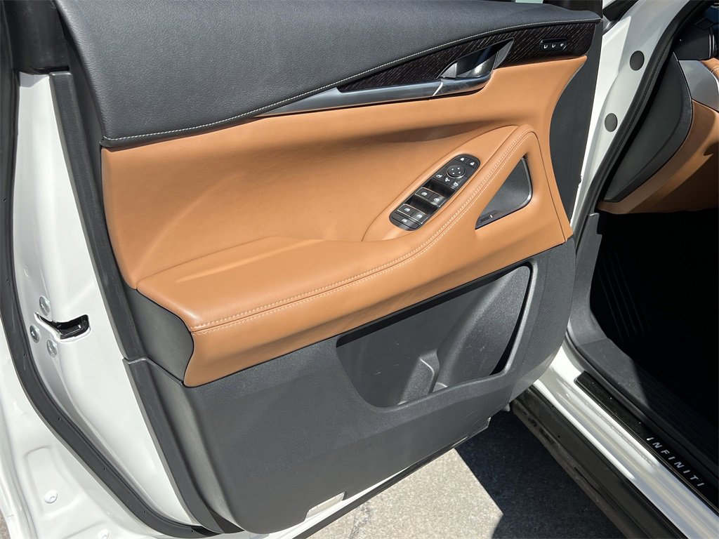 Used 2025 INFINITI QX60 Autograph w/ Cargo Package image 8