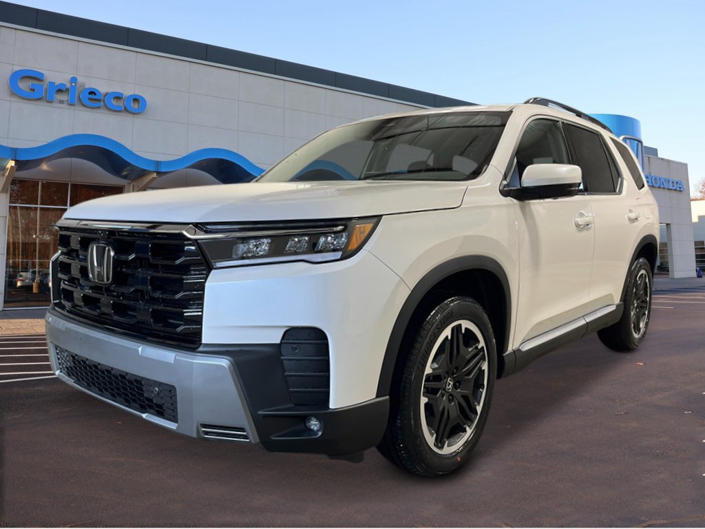 New 2026 Honda Pilot Touring image 1
