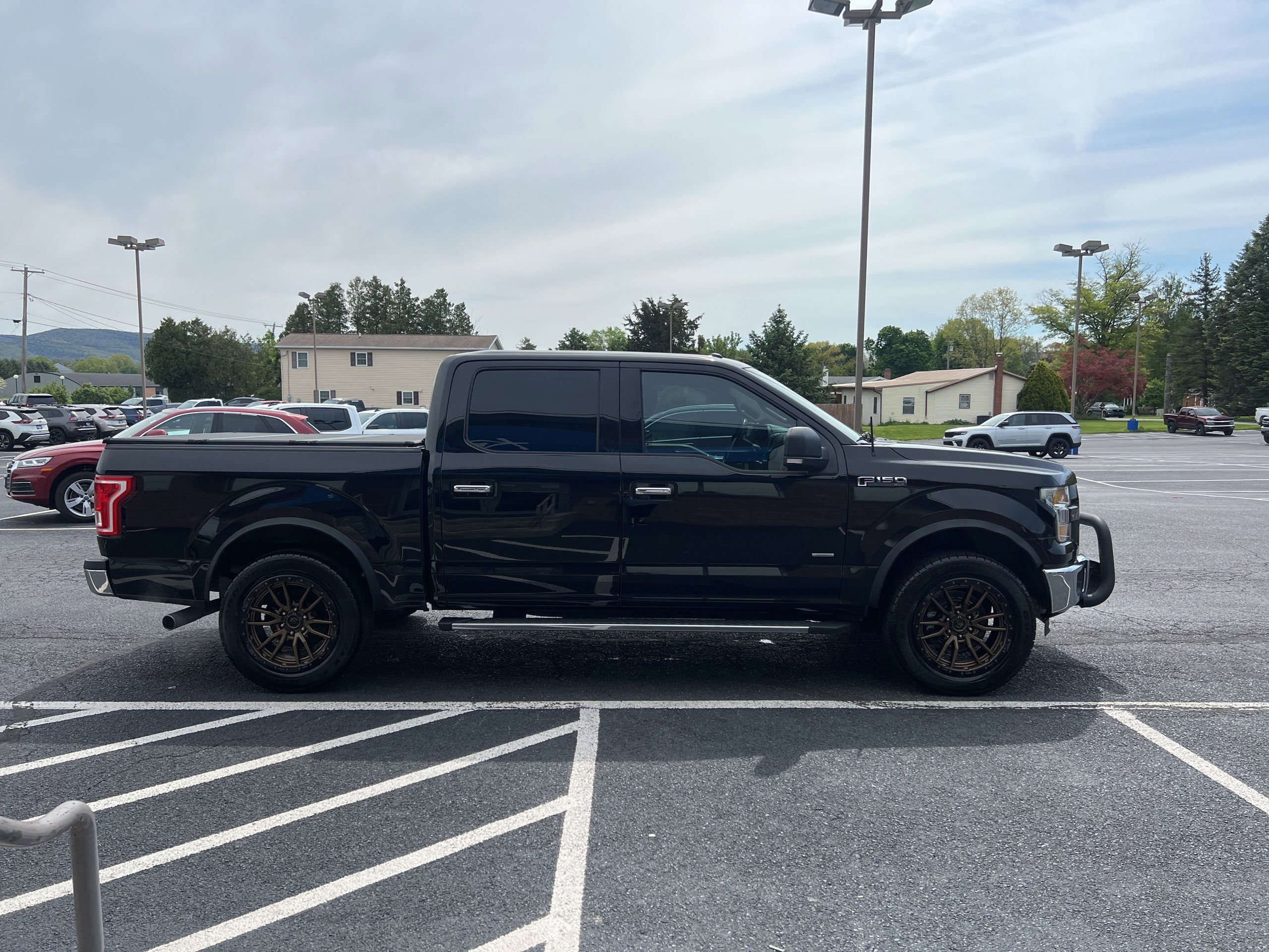 Used 2016 Ford F150 XLT w/ Equipment Group 301A Mid RWD image 7