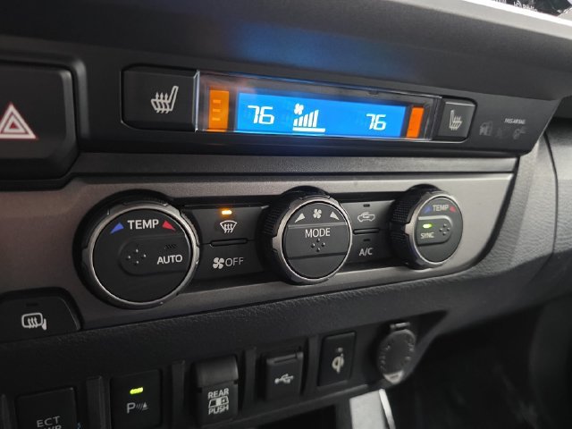 Used 2023 Toyota Tacoma TRD Off-Road w/ TRD Premium Off Road Package AWD/4WD image 20