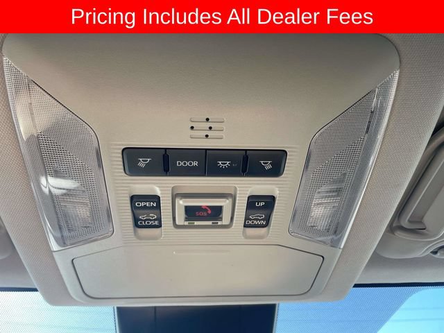 Used 2022 Toyota RAV4 XLE Premium AWD/4WD image 25