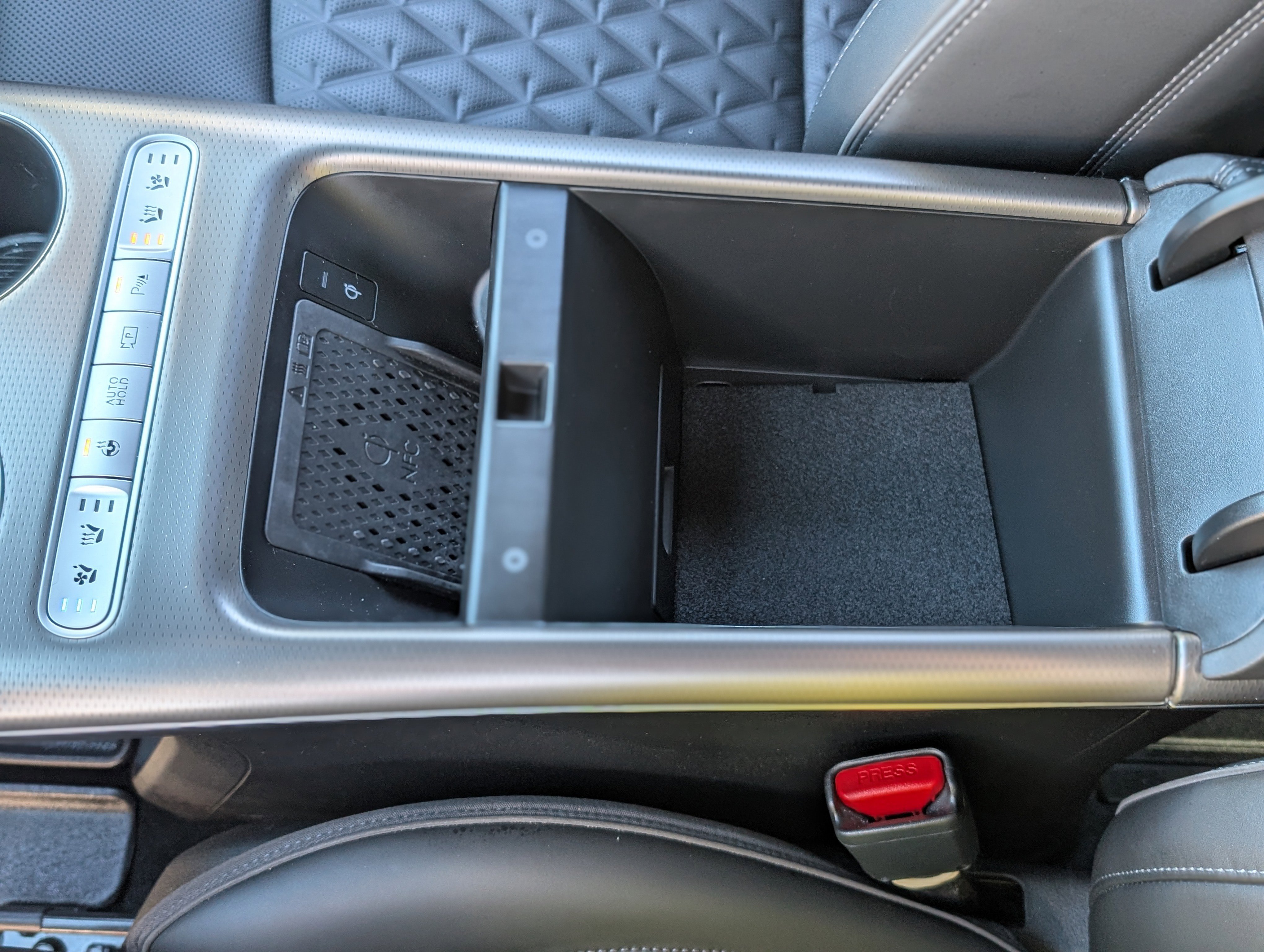 Used 2023 Genesis GV60 Performance image 40