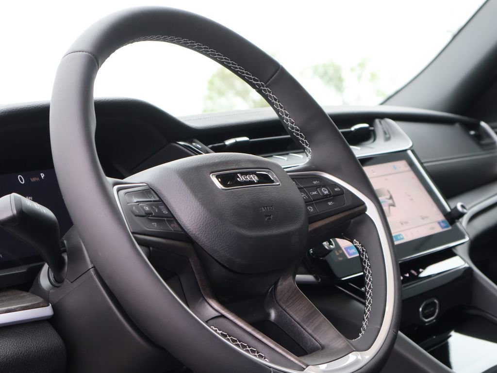 New 2026 Jeep Grand Cherokee L Limited image 26