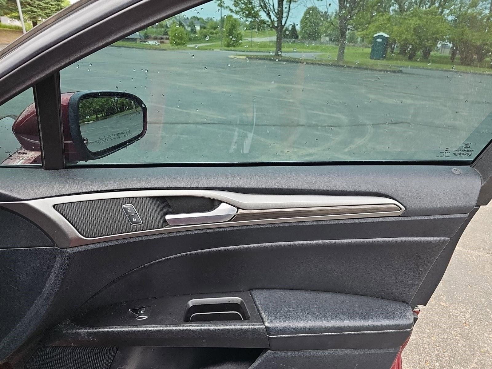 Used 2019 Ford Fusion SEL FWD image 14