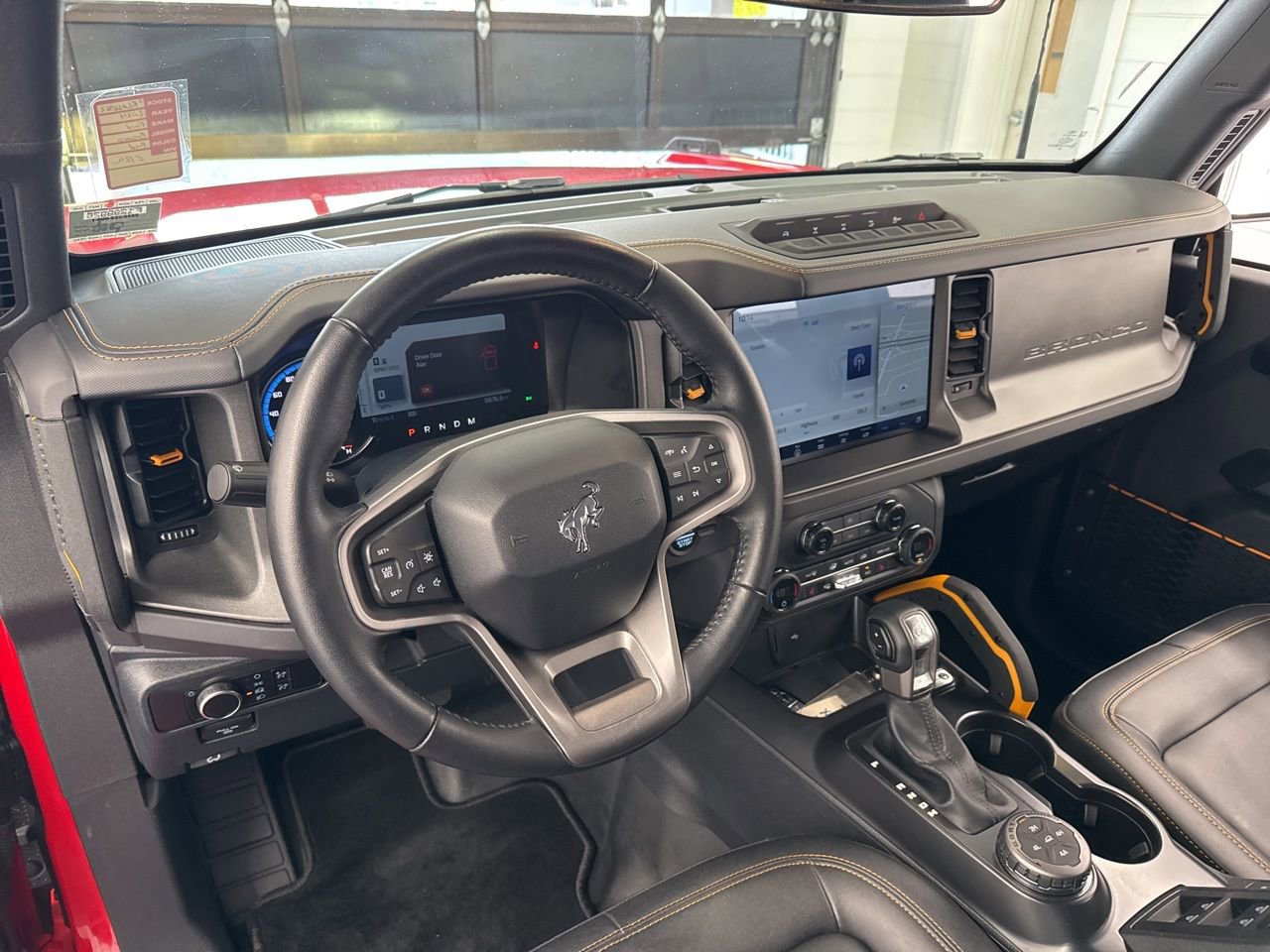 Used 2024 Ford Bronco Badlands w/ Sasquatch Package image 16