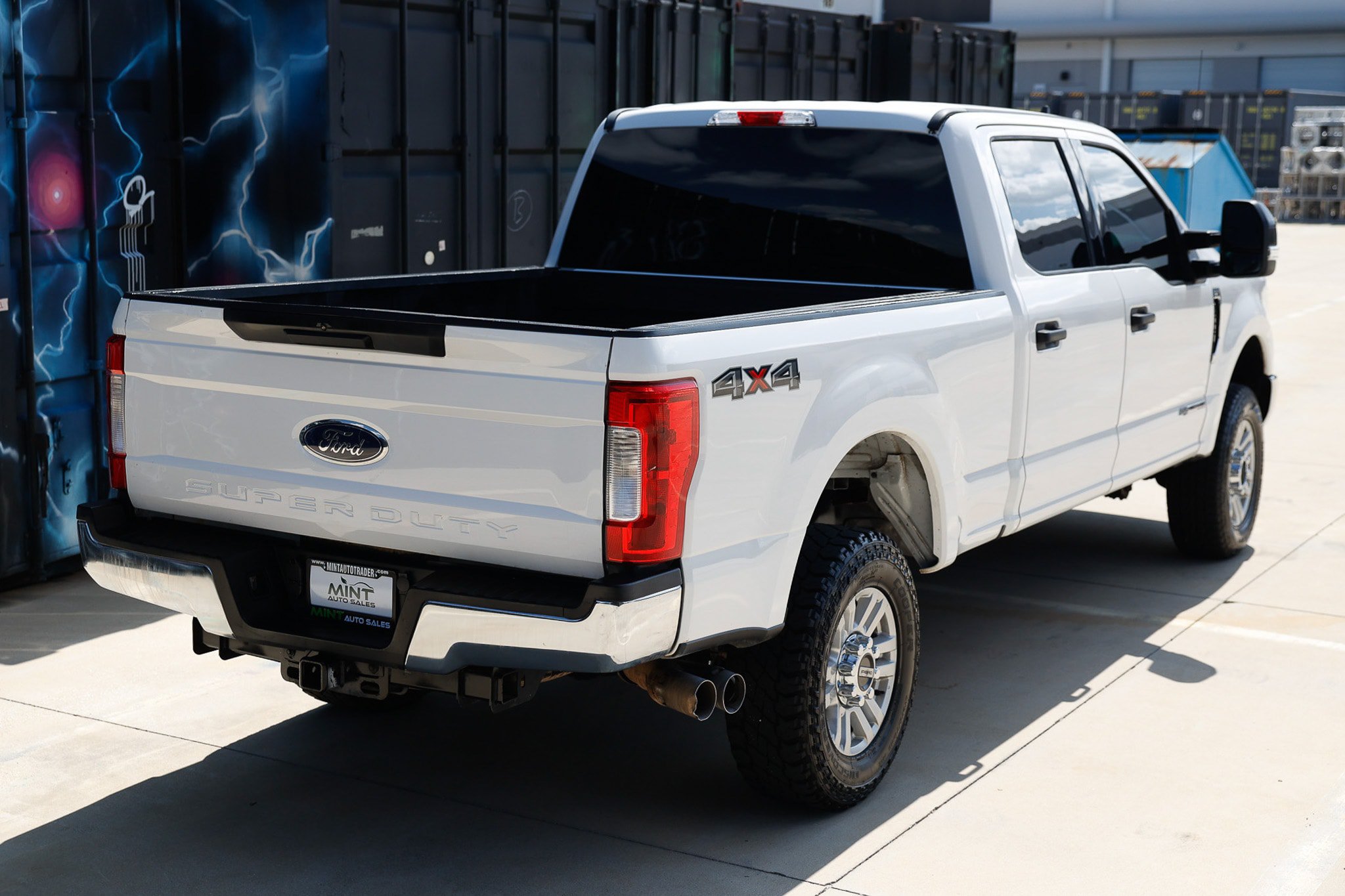 Used 2019 Ford F250 XLT w/ Snow Plow Prep Package AWD/4WD image 15