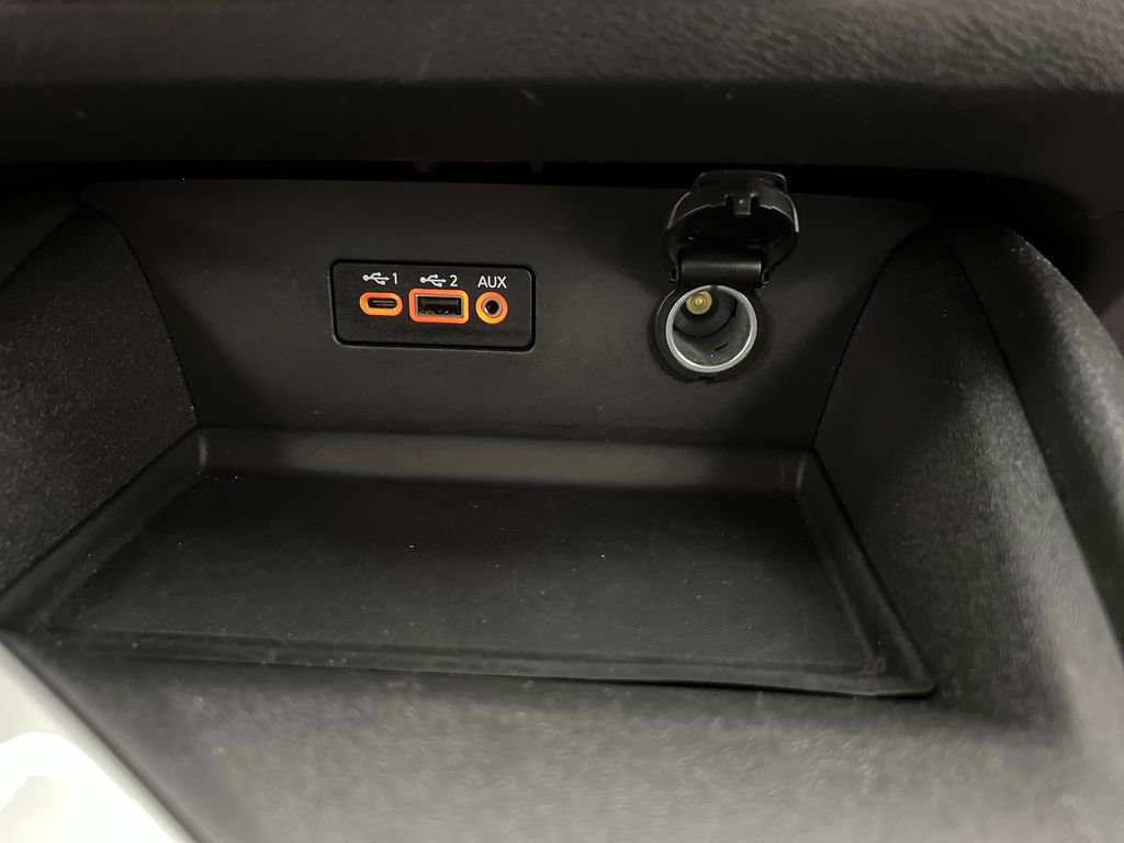 Used 2025 Nissan Altima 2.5 SV image 43