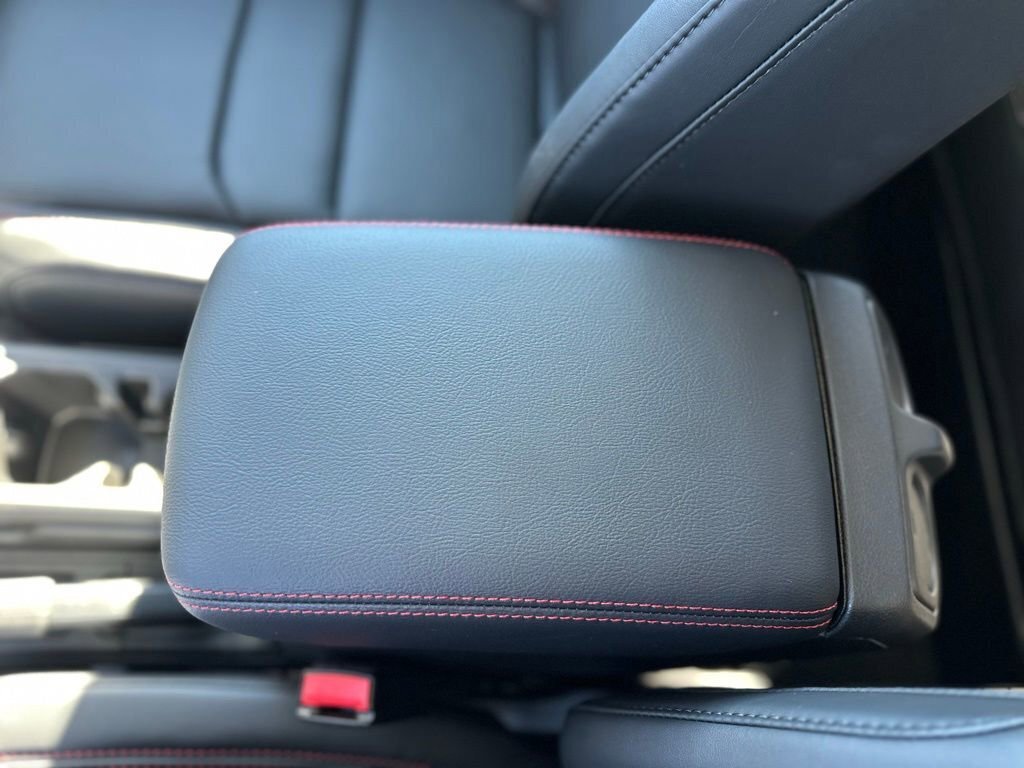 New 2026 Jeep Gladiator Rubicon w/ Steel Bumper Group image 22