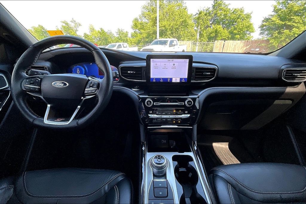 Used 2021 Ford Explorer ST w/ ST Street Pack AWD/4WD image 14