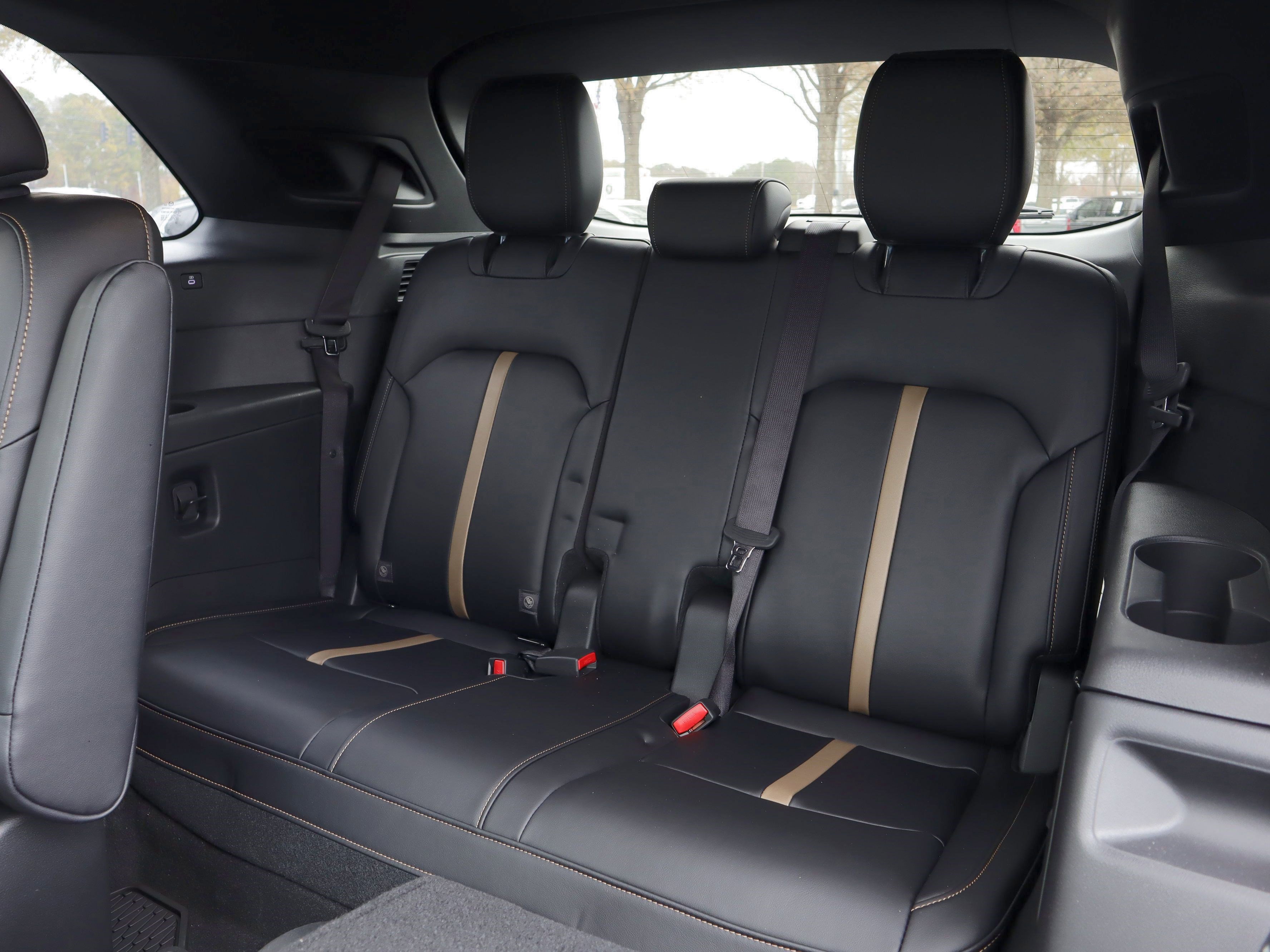 Certified 2025 MAZDA CX-90 3.3 Turbo w/ Premium Plus Pkg image 10