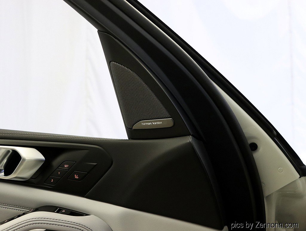 Used 2026 BMW X5 xDrive40i w/ Climate Comfort Package image 27