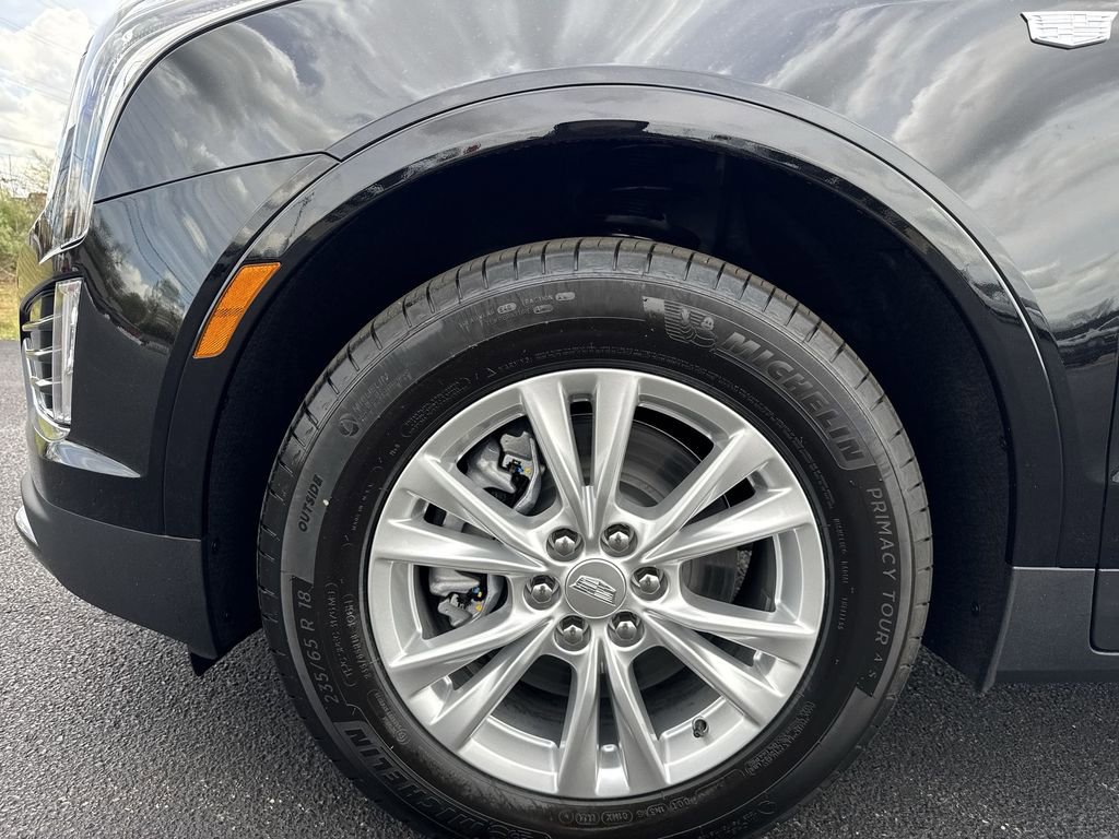 New 2026 Cadillac XT5 Luxury image 10