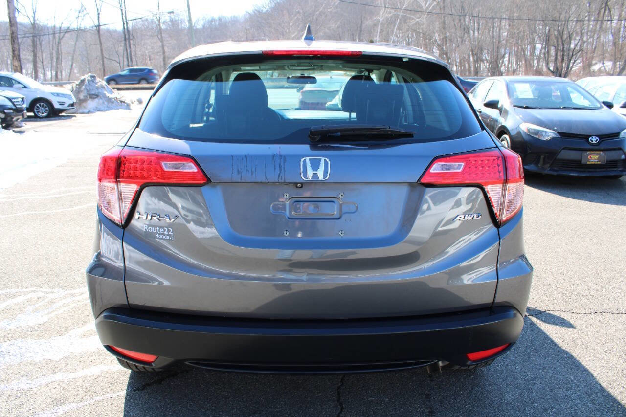 Used 2016 Honda HR-V LX image 9