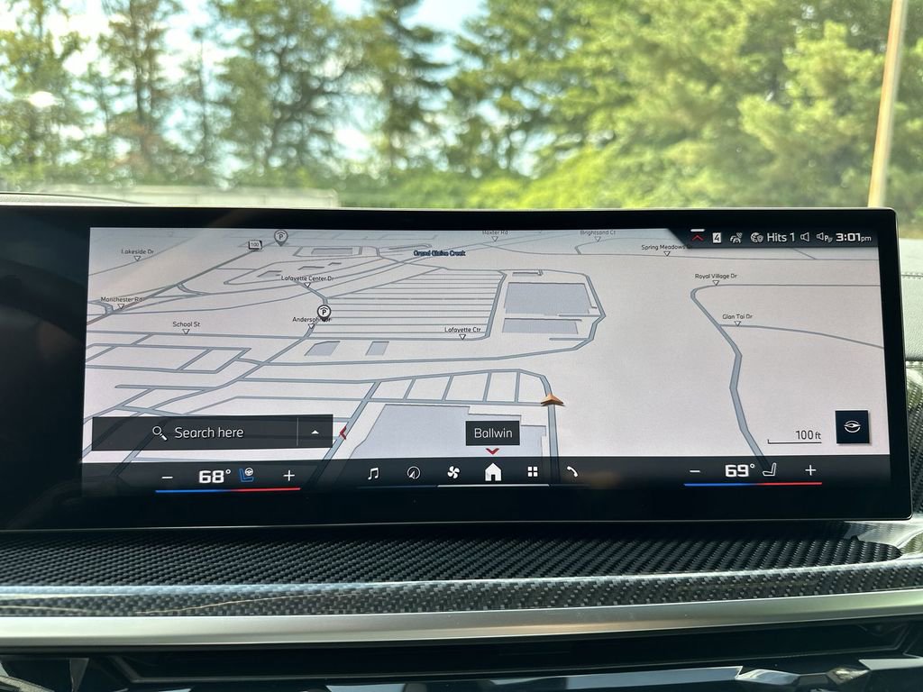 Used 2025 BMW X7 M60i image 42