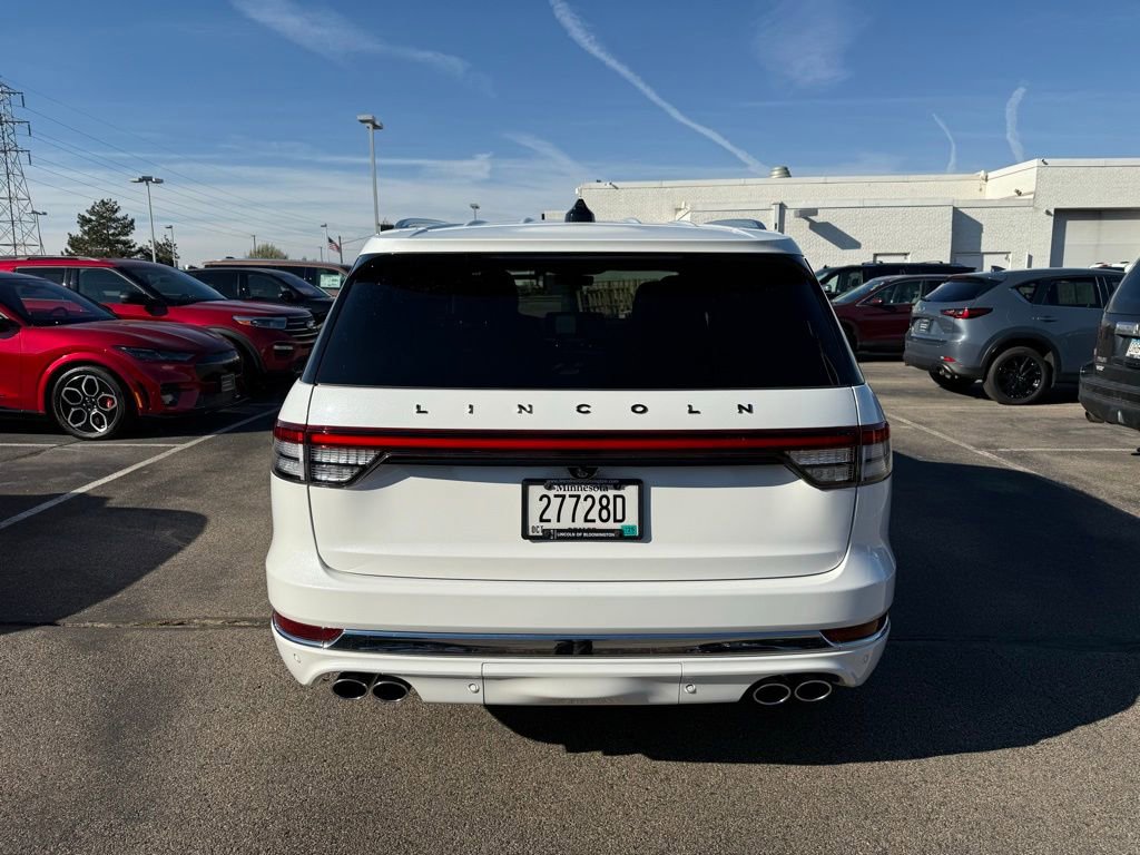 New 2025 Lincoln Aviator Black Label image 4