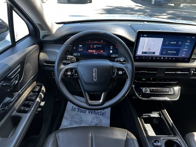 Certified 2023 Lincoln Corsair AWD w/ Equipment Group 101A image 14