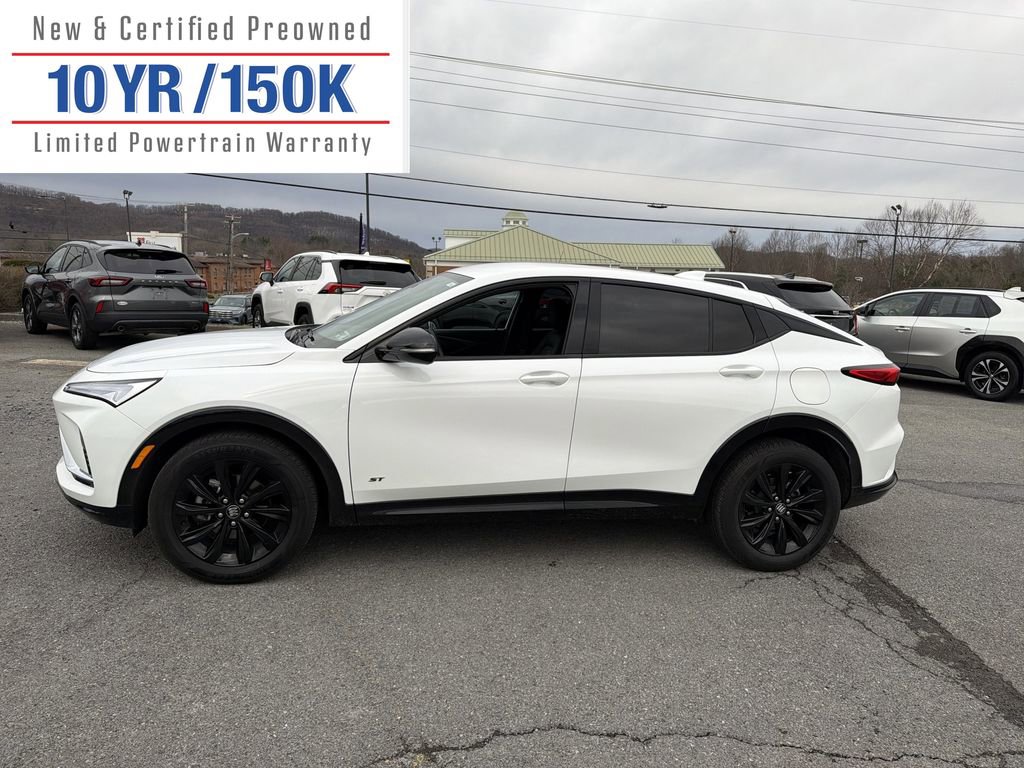 Used 2025 Buick Envista Sport Touring image 10