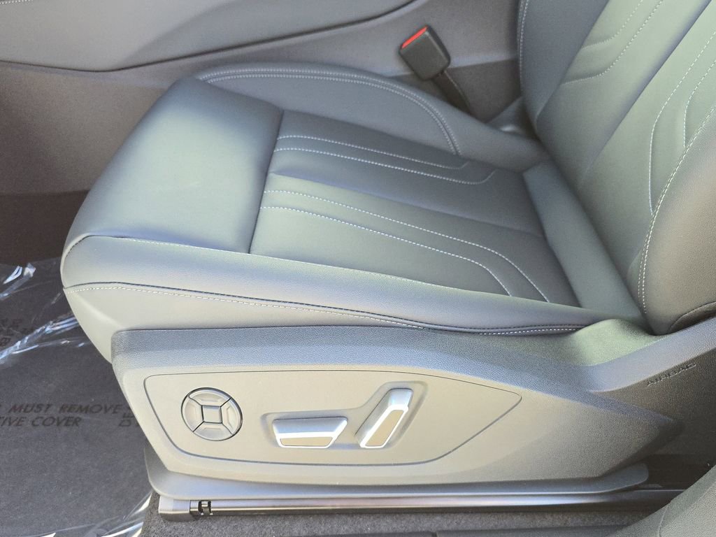 New 2026 Audi Q3 quattro 2.0T AWD/4WD image 17