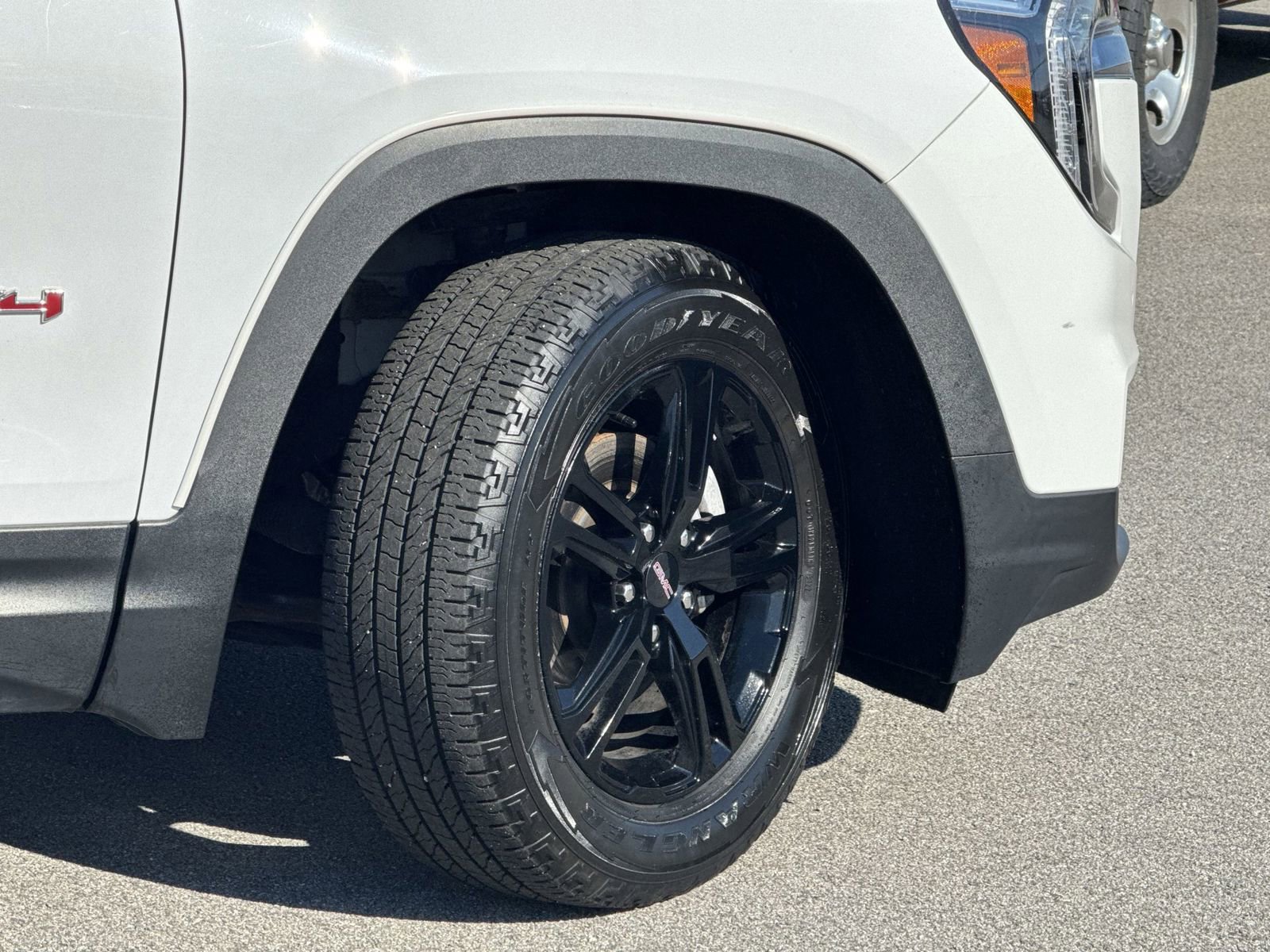 Used 2023 GMC Terrain AT4 w/ Infotainment Package II image 12
