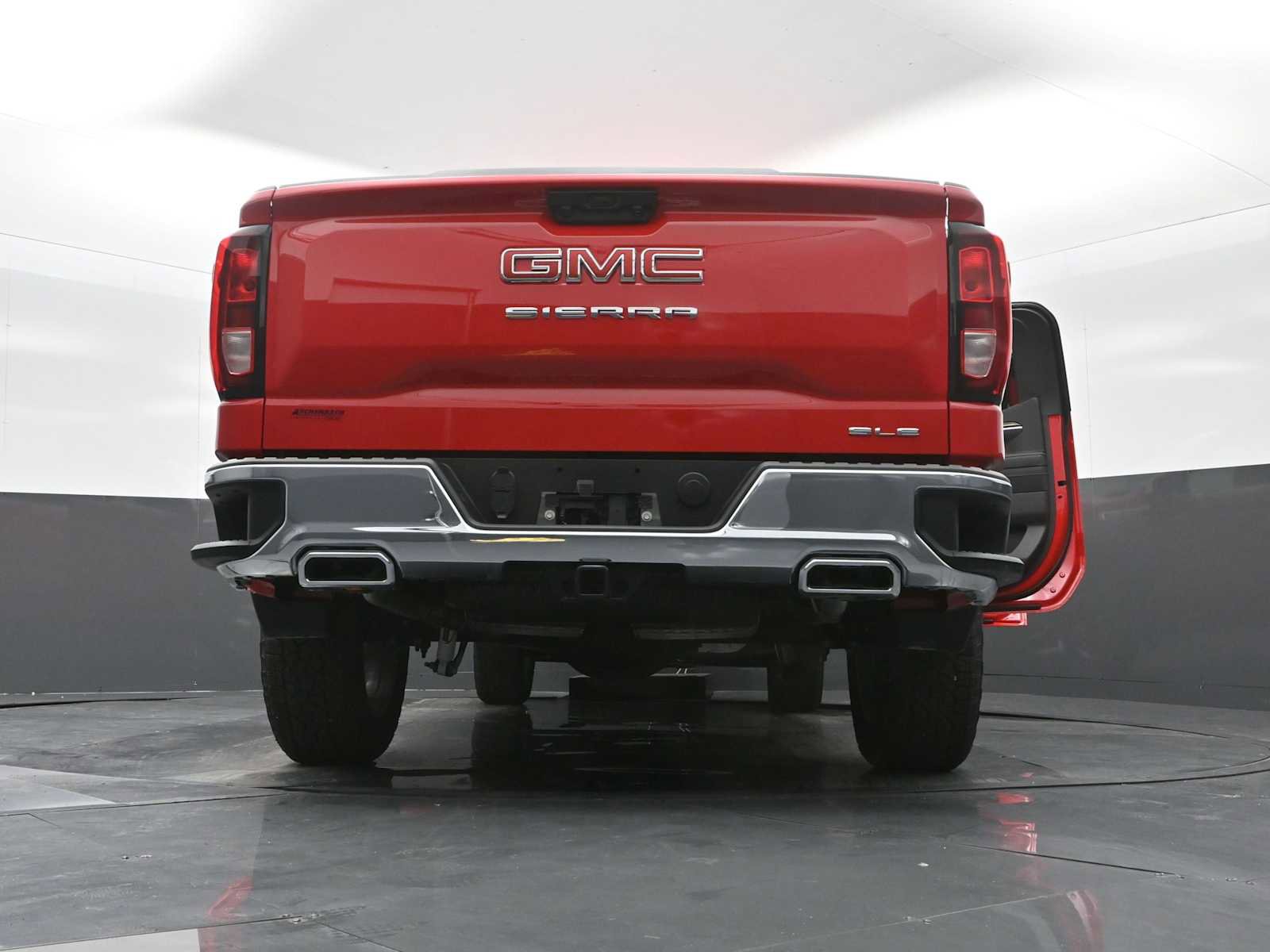 New 2026 GMC Sierra 1500 SLE w/ X31 Off-Road Package image 30