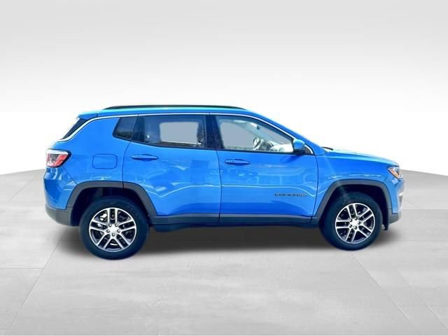 Used 2019 Jeep Compass Latitude w/ Safety & Security Group image 9