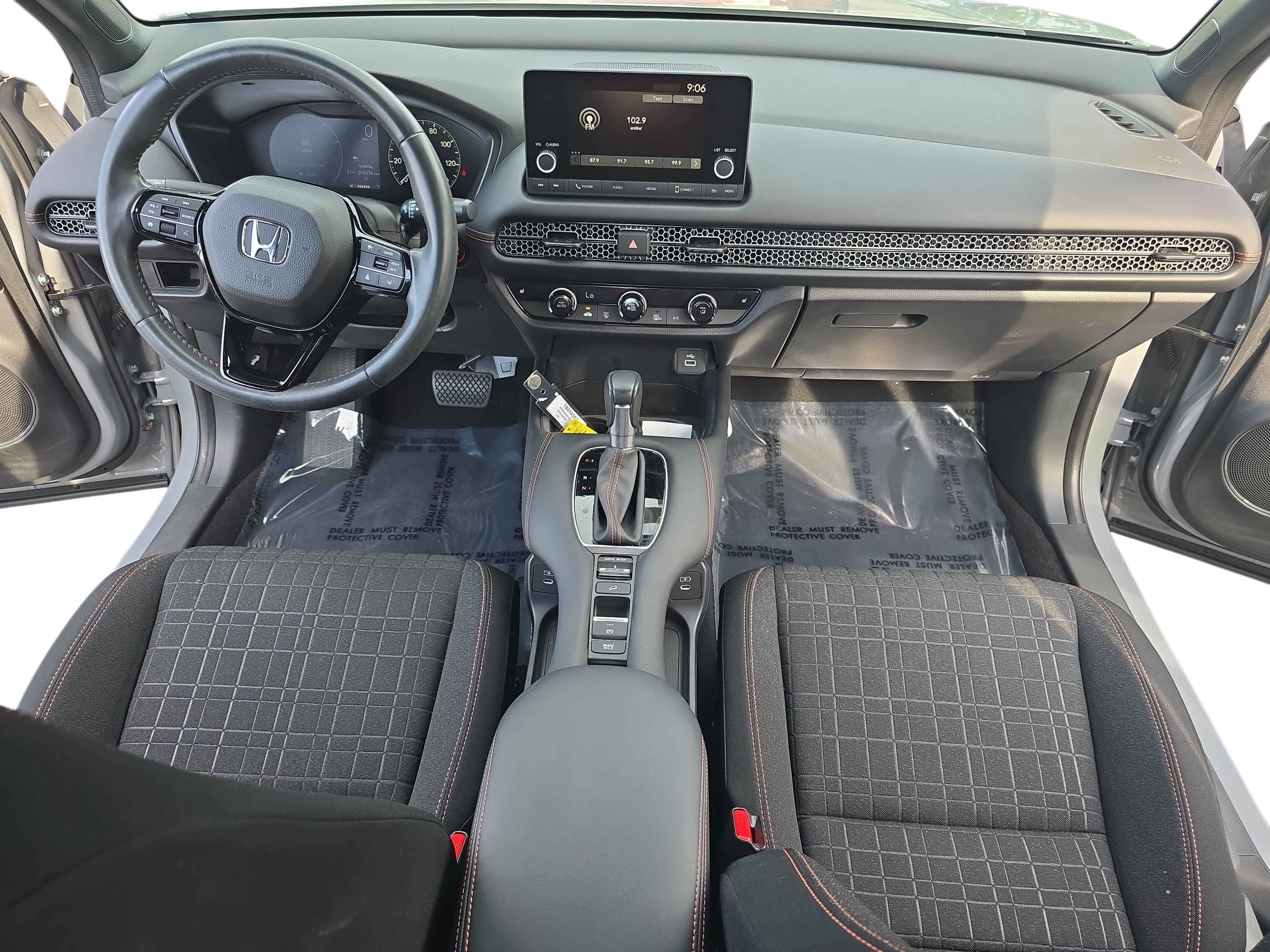 Used 2024 Honda HR-V Sport image 9