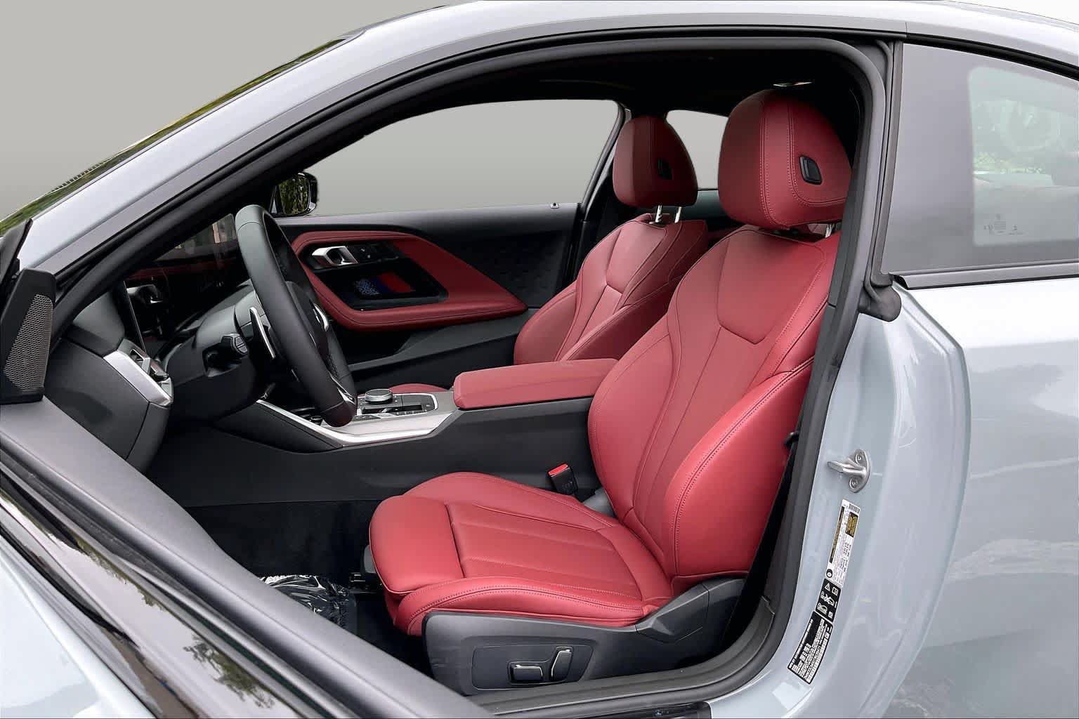Used 2026 BMW 230i xDrive Coupe w/ Premium Package AWD/4WD image 7