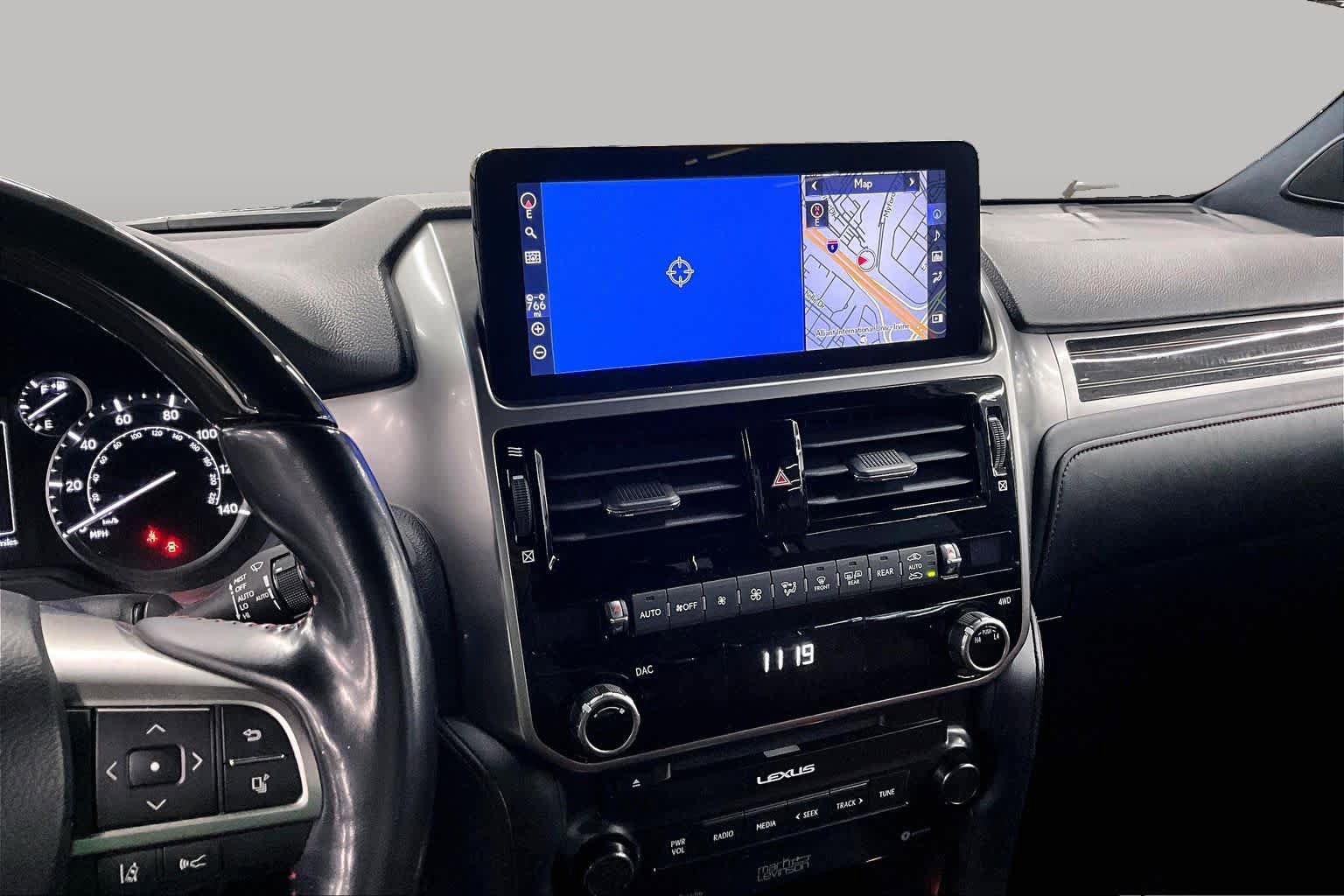 Used 2022 Lexus GX 460 Premium w/ Accessory Package AWD/4WD image 7