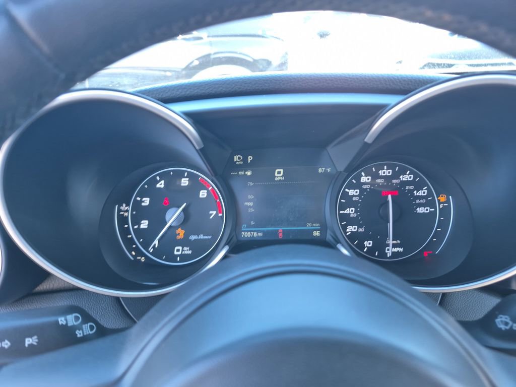 Used 2021 Alfa Romeo Giulia Ti image 10