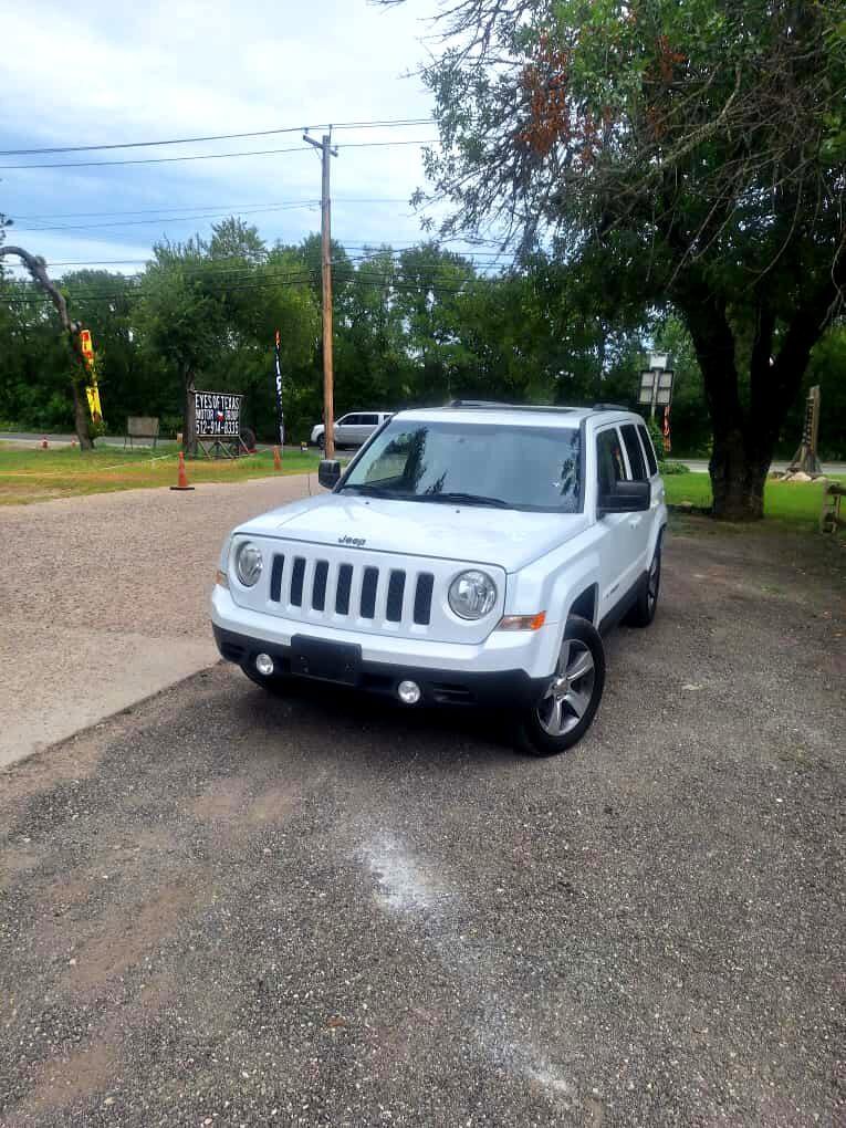 Used 2016 Jeep Patriot High Altitude image 22