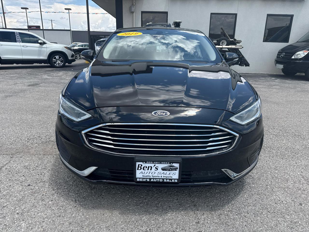 Used 2019 Ford Fusion SEL FWD image 3