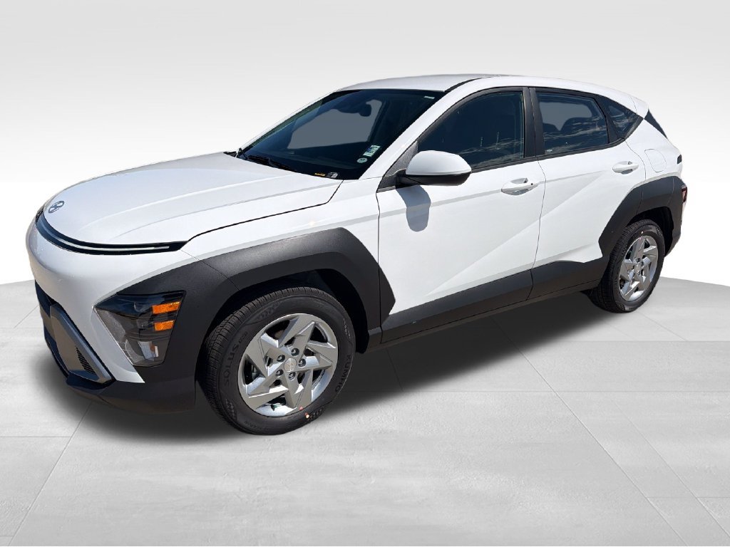 New 2027 Hyundai Kona SE FWD 360° Tour