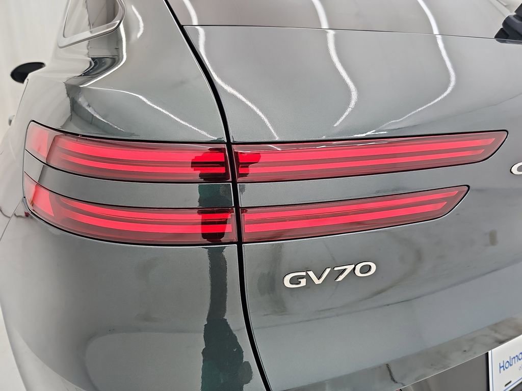 Used 2023 Genesis GV70 2.5T w/ Select Package image 55