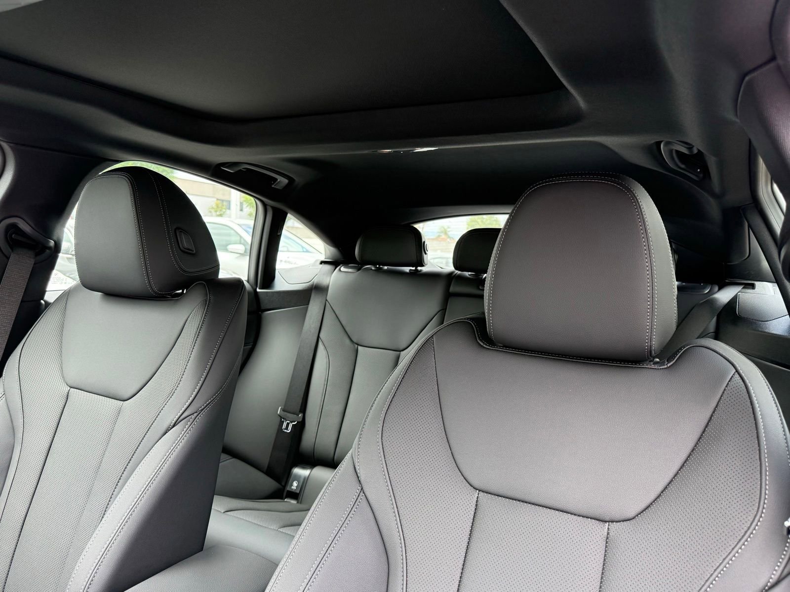 New 2026 BMW i4 eDrive40 RWD image 22