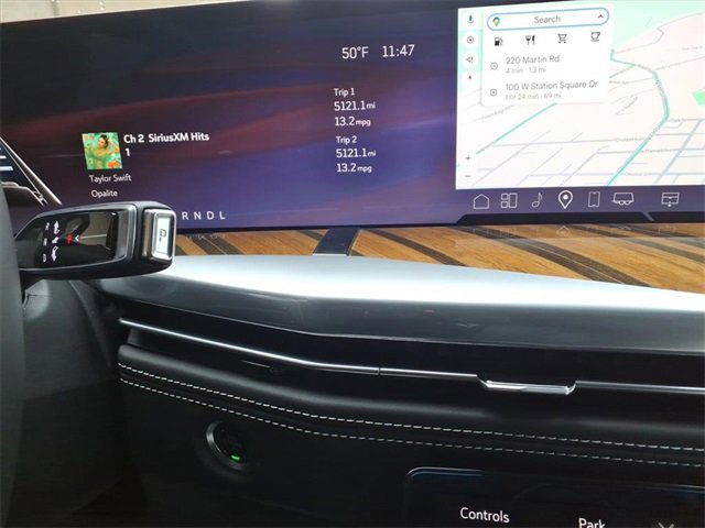 Used 2025 Cadillac Escalade ESV Sport Platinum image 29