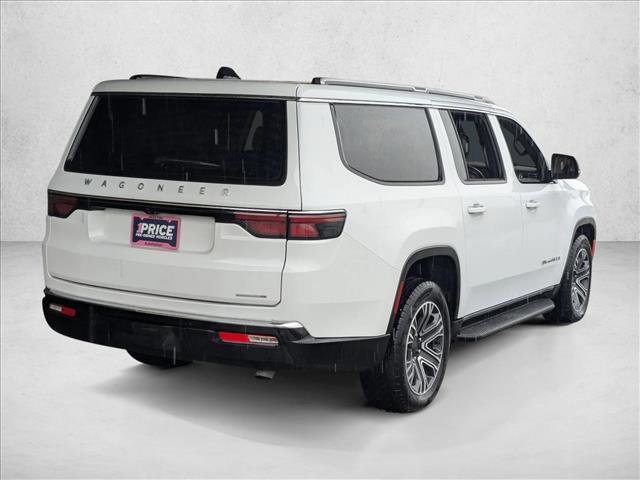 Used 2024 Jeep Wagoneer L Series II w/ Flexible Seating Group image 5