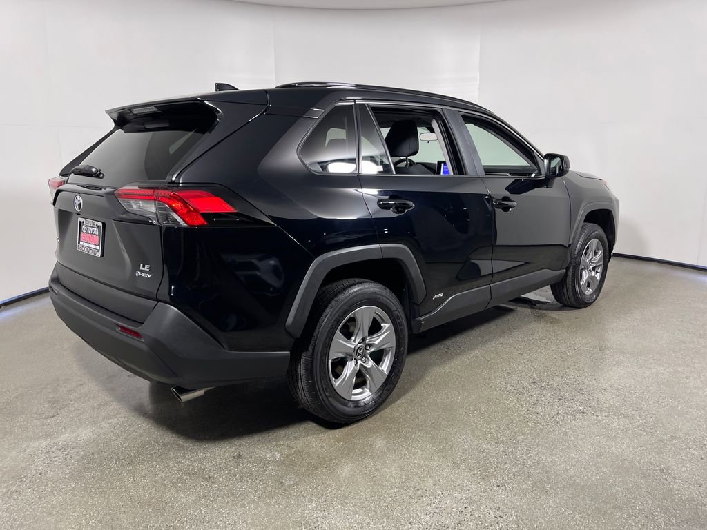 Certified 2025 Toyota RAV4 LE AWD/4WD image 3