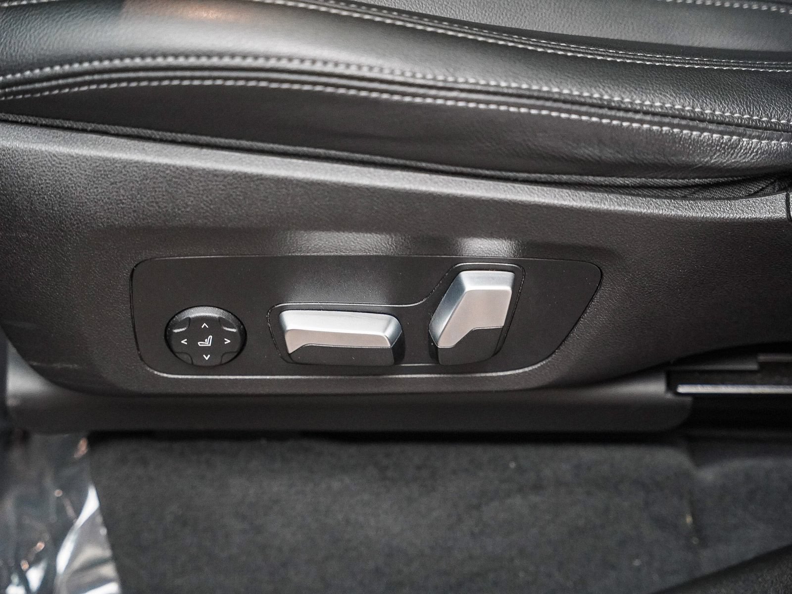 Used 2022 BMW X3 sDrive30i w/ Premium Package 2 RWD image 23