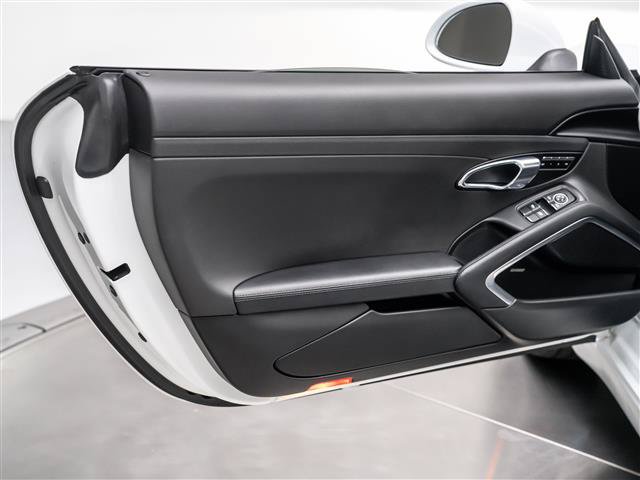 Used 2018 Porsche 911 Carrera RWD image 25