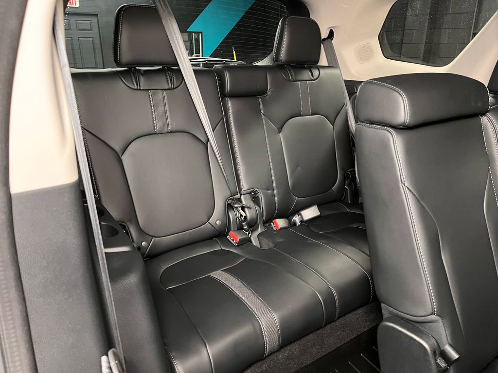 Used 2023 Honda Pilot Touring image 26