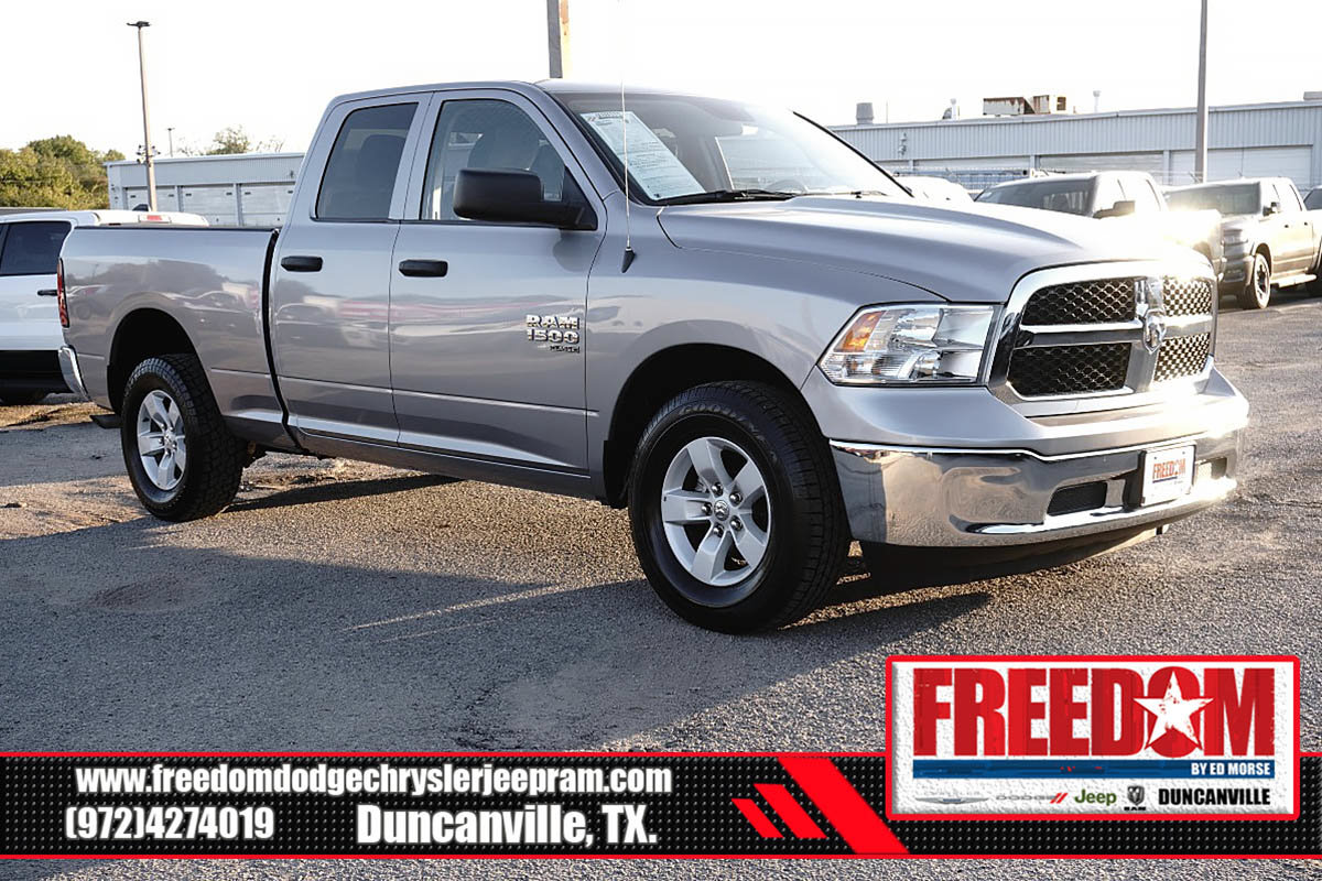 Used 2024 RAM 1500 Classic SLT AWD/4WD image 6