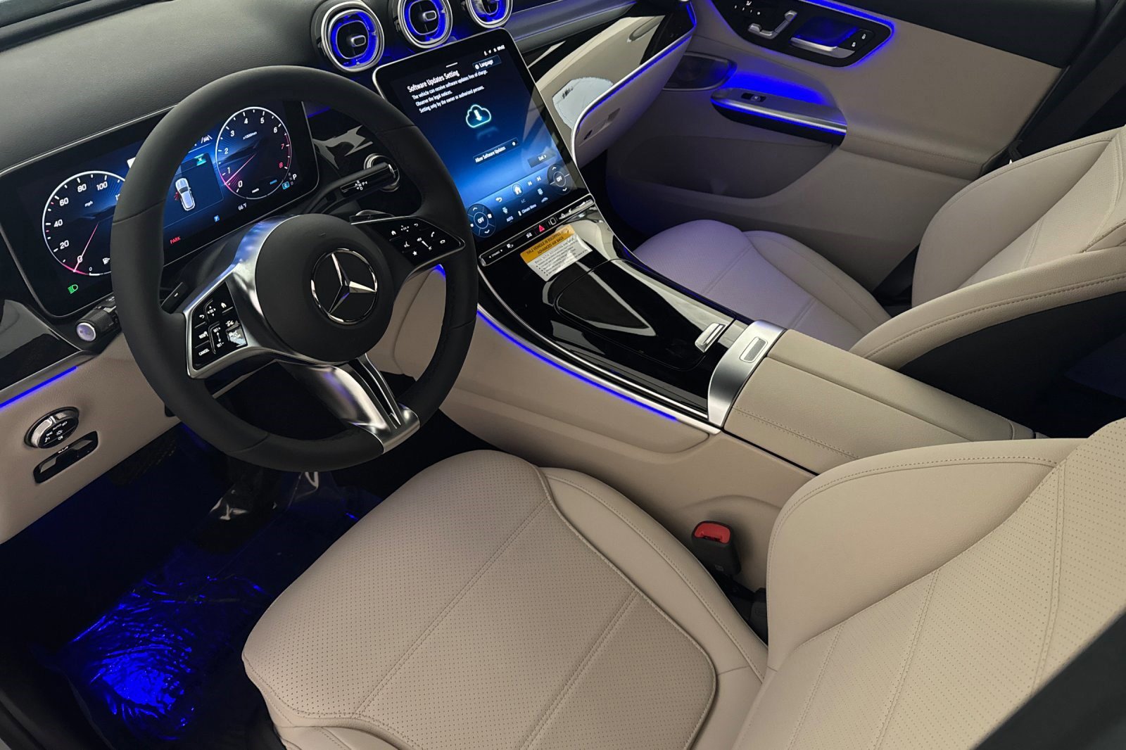 New 2026 Mercedes-Benz GLC 300 image 4