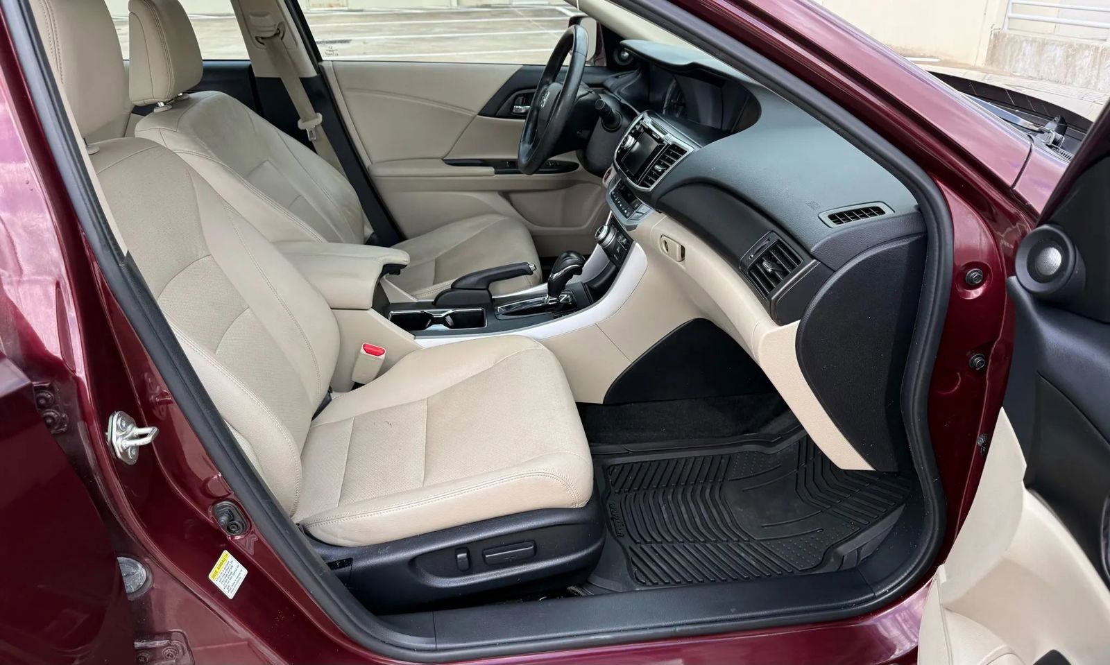 Used 2015 Honda Accord EX-L image 18