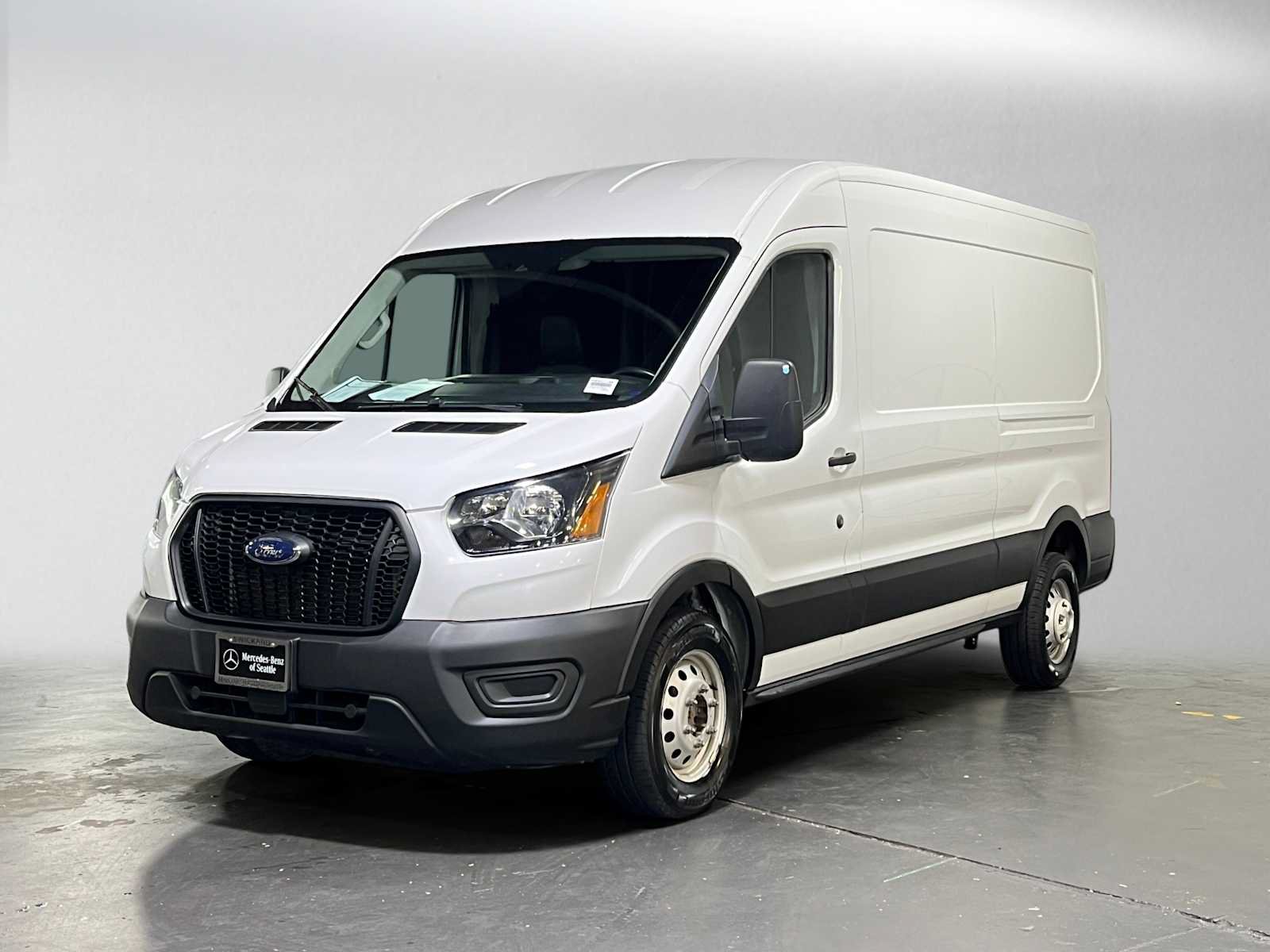 Used 2023 Ford Transit 250 Medium Roof AWD w/ Load Area Protection Package image 7