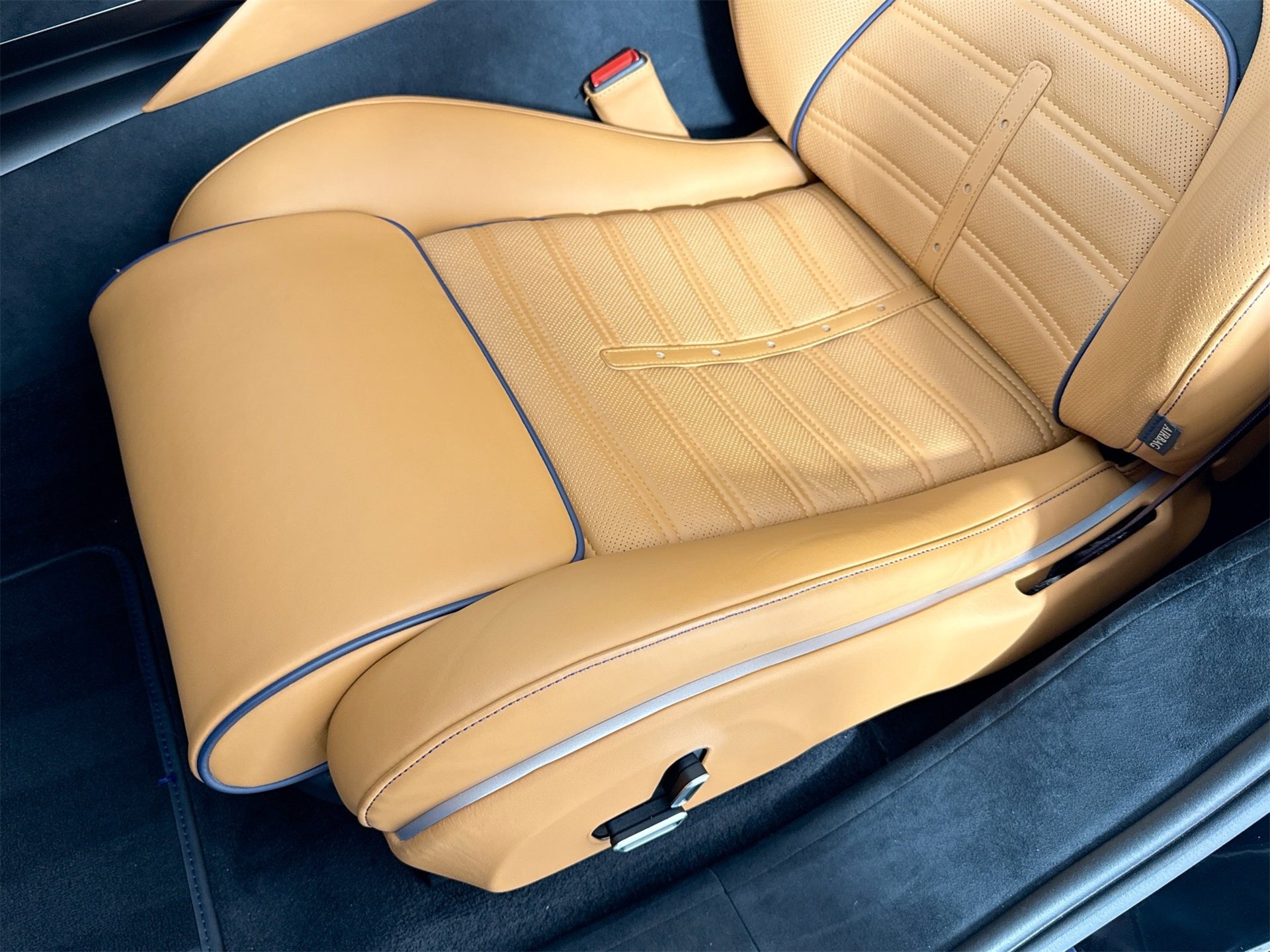 Certified 2024 Ferrari Purosangue image 17