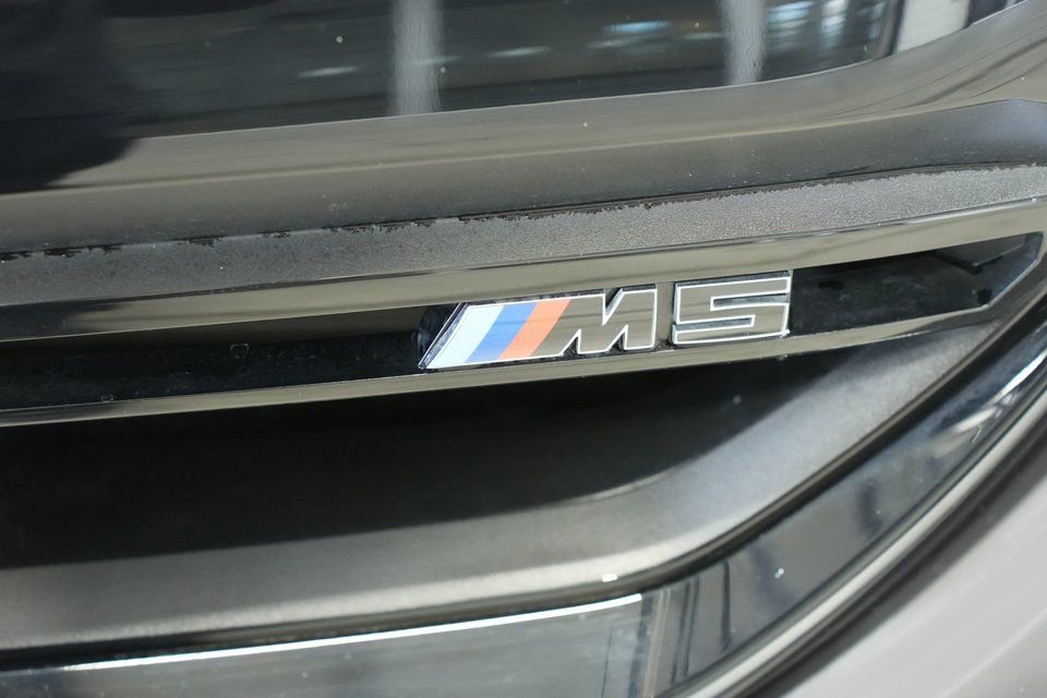 Used 2025 BMW M5 Touring image 12